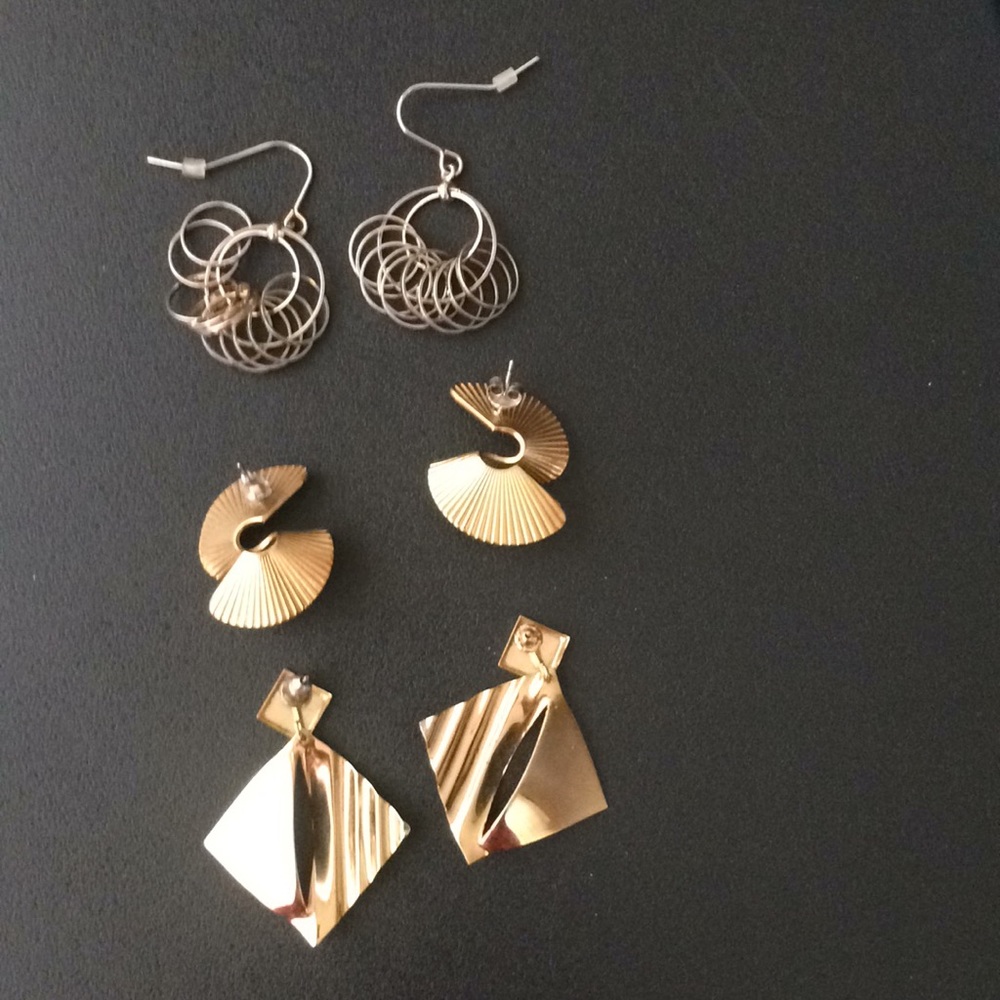 Earrings, 3 pair gold - Picture 2 of 2